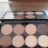 Kleuren Pallet Douglas In Handig Meeneemblik| Contour Pallet | 8 Kleuren -Maybelline-winkel 550x364