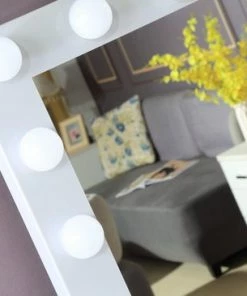 Lichtspiegels Make Up Spiegel Met Verlichting- Hollywood Spiegel - Witte Visagie Spiegel - Dimbaar - 80 X 65 CM - Medium Formaat - Metaal 10 Lichtspiegels Make Up Spiegel Met Verlichting- Hollywood Spiegel - Witte Visagie Spiegel - Dimbaar - 80 X 65 CM - Medium Formaat - Metaal -Maybelline-winkel 550x366 21