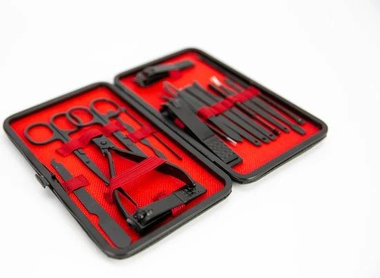 Pulver - Luxe Manicureset / Pedicureset Met Lederen Opbergetui - 19 Delig - Pedicure Set - Manicure Set - Manicure Sets - Pedicure Sets - Verzorging - Zwart 8 Pulver - Luxe Manicureset / Pedicureset Met Lederen Opbergetui - 19 Delig - Pedicure Set - Manicure Set - Manicure Sets - Pedicure Sets - Verzorging - Zwart - Afbeelding 6