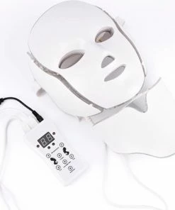 Merkloos LED Gezichtsmaker - 7 Kleuren - Face Mask - Lichttherapie - Masker Voor Gezicht - Tegen Acne, Droge Huid & Rimpels - Wit 13 Merkloos LED Gezichtsmaker - 7 Kleuren - Face Mask - Lichttherapie - Masker Voor Gezicht - Tegen Acne, Droge Huid & Rimpels - Wit -Maybelline-winkel 550x505 1