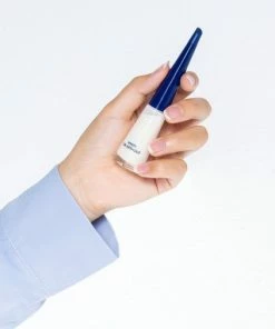 Herome Nail Contour Nagellak White Or Without - Verstevigende Nagellak Voor Parelwitte Nagelranden - Laat Het Nagelbed Langer Lijken - 10ml. -Maybelline-winkel 550x506 2
