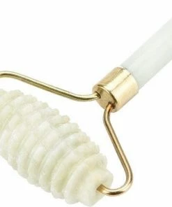 Labizz Jade Roller - Hoge Kwaliteit - Gezichtmassage - Anti Acne - Anti Rimpels - Beautyproduct - Anti Hoofdpijn - Gezichtsroller 7 Labizz Jade Roller - Hoge Kwaliteit - Gezichtmassage - Anti Acne - Anti Rimpels - Beautyproduct - Anti Hoofdpijn - Gezichtsroller -Maybelline-winkel 550x520 9