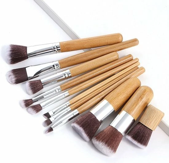 Evvie Make-up Kwasten Set, 11-delig – Bamboe – Basic Collection 9 Evvie Make-up Kwasten Set, 11-delig – Bamboe – Basic Collection - Afbeelding 7