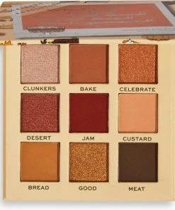 Makeup Revolution X Friends - The One With All The Thanks Giving S Eyeshadow Palette Set 17 Makeup Revolution X Friends - The One With All The Thanks Giving S Eyeshadow Palette Set -Maybelline-winkel 550x533 4