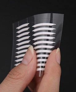 LOUZIR 144 Stuks Zeer Effectieve Ooglid Stickers - Verbeterde Onzichtbare Ooglid Stickers - Oogleden Liften - Ooglidtape - Ooglidstickers -Eyelidtapes 144x 14 LOUZIR 144 Stuks Zeer Effectieve Ooglid Stickers - Verbeterde Onzichtbare Ooglid Stickers - Oogleden Liften - Ooglidtape - Ooglidstickers -Eyelidtapes 144x -Maybelline-winkel 550x547 14