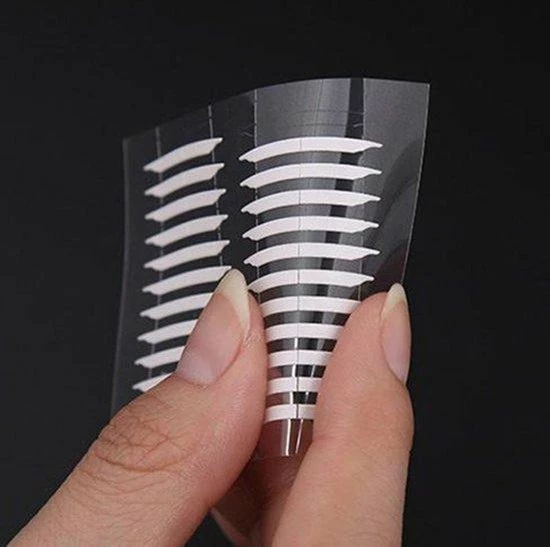 LOUZIR 144 Stuks Zeer Effectieve Ooglid Stickers - Verbeterde Onzichtbare Ooglid Stickers - Oogleden Liften - Ooglidtape - Ooglidstickers -Eyelidtapes 144x 8 LOUZIR 144 Stuks Zeer Effectieve Ooglid Stickers - Verbeterde Onzichtbare Ooglid Stickers - Oogleden Liften - Ooglidtape - Ooglidstickers -Eyelidtapes 144x - Afbeelding 6