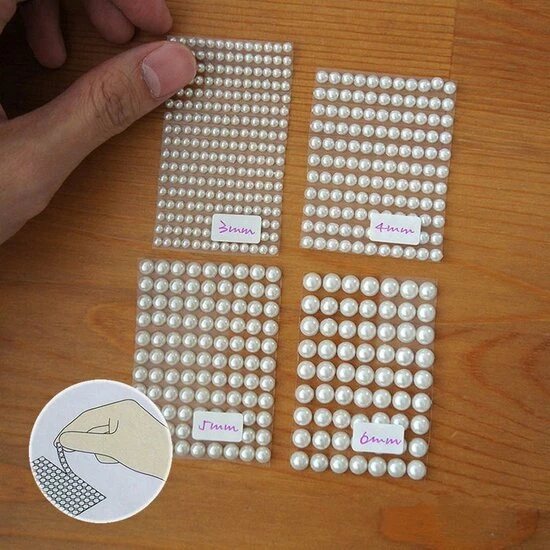 Creatieve Materialen Plakparels Zelfklevend - Plaksteentjes - Wit - Decoratie - Nail Art - Telefoon - Kleding - Schoenen - Scrapbook - 6mm - 130 Stuks 4 Creatieve Materialen Plakparels Zelfklevend - Plaksteentjes - Wit - Decoratie - Nail Art - Telefoon - Kleding - Schoenen - Scrapbook - 6mm - 130 Stuks - Afbeelding 2