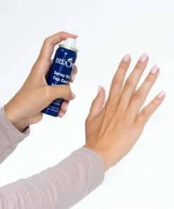Herome Take Away Nail Colours Boost Set - Met Spray On Top Coat & 3 Take Away Nail Colours Nagellak In Een Mooie Geschenkdoos - Handig Voor Op Reis - Geschenkset -Maybelline-winkel 550x550 275