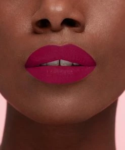 L?Or?al Paris L Or Al Paris Les Macarons Langhoudende Matte Lipstick - 838 Berry Cherie - Paars - 6,7 Ml -Maybelline-winkel 550x550 451