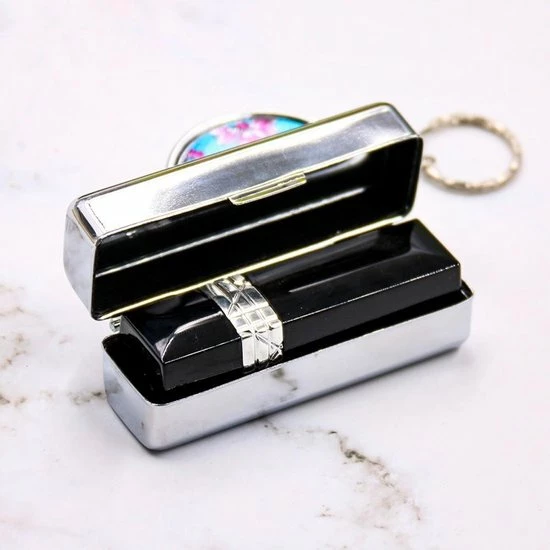 Merkloos Lippenstift Houder - Lippenstiftdoosje - Lipstick Houder - Met Spiegel - Zilver - Metaal 8 Merkloos Lippenstift Houder - Lippenstiftdoosje - Lipstick Houder - Met Spiegel - Zilver - Metaal - Afbeelding 6