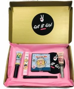 Get It Girl AMS - Geschenkset - All Eyes On Me 9 Get It Girl AMS - Geschenkset - All Eyes On Me -Maybelline-winkel 550x639 1