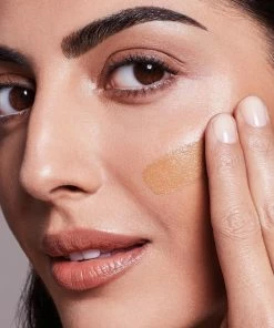 Max Factor - Radiant Lift Foundation - 050 Natural -Maybelline-winkel 550x687 12