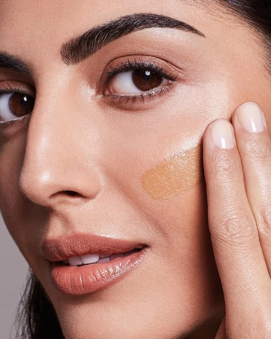 Max Factor Radiant Lift FD - 65 Rose Beige 11 Max Factor Radiant Lift FD - 65 Rose Beige - Afbeelding 9