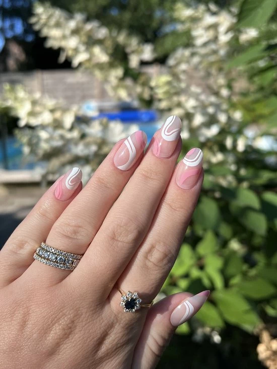 Merkloos Roze Witte Lijn Nagels - Plaktabs - Plaknagels - Kort - Nagellijm 5 Merkloos Roze Witte Lijn Nagels - Plaktabs - Plaknagels - Kort - Nagellijm - Afbeelding 3